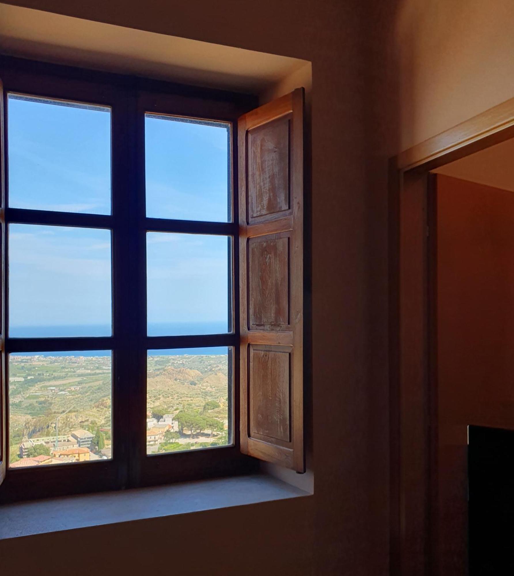 Palazzo Sant'Anna Hotel Gerace Ngoại thất bức ảnh
